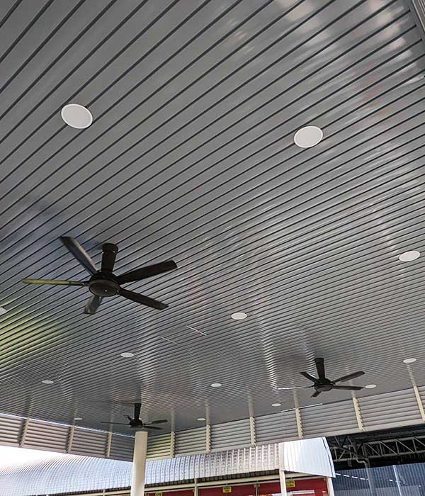 Aluminium strip ceiling